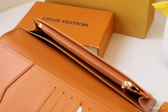 Cheap LOUIS VUITTON VERTICAL WALLET 0801